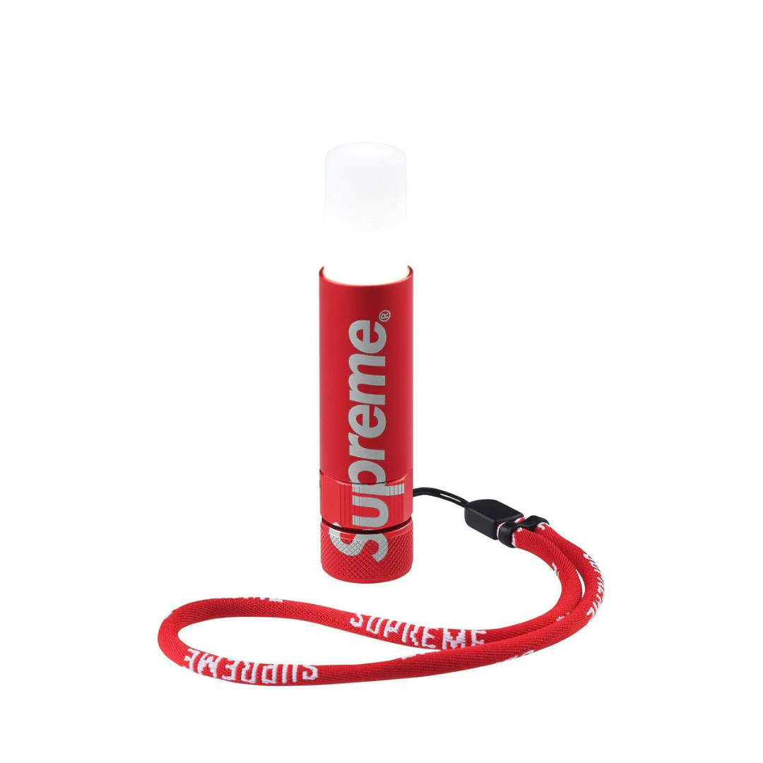 Supreme Nitecore Mini Magnetic Flashlight (Red)